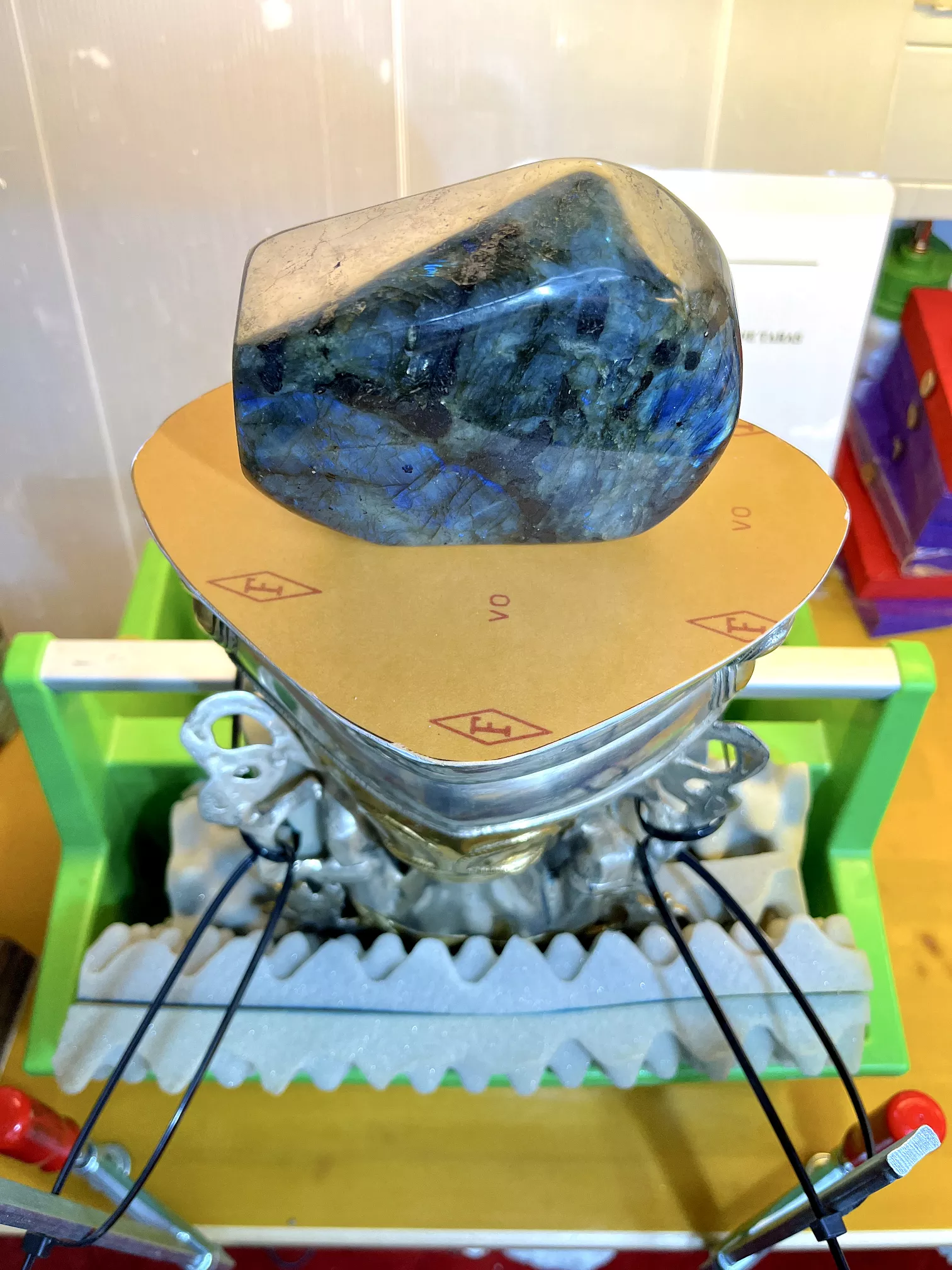 Verschlossene Tara‑Statue nach der energetischen Füllung