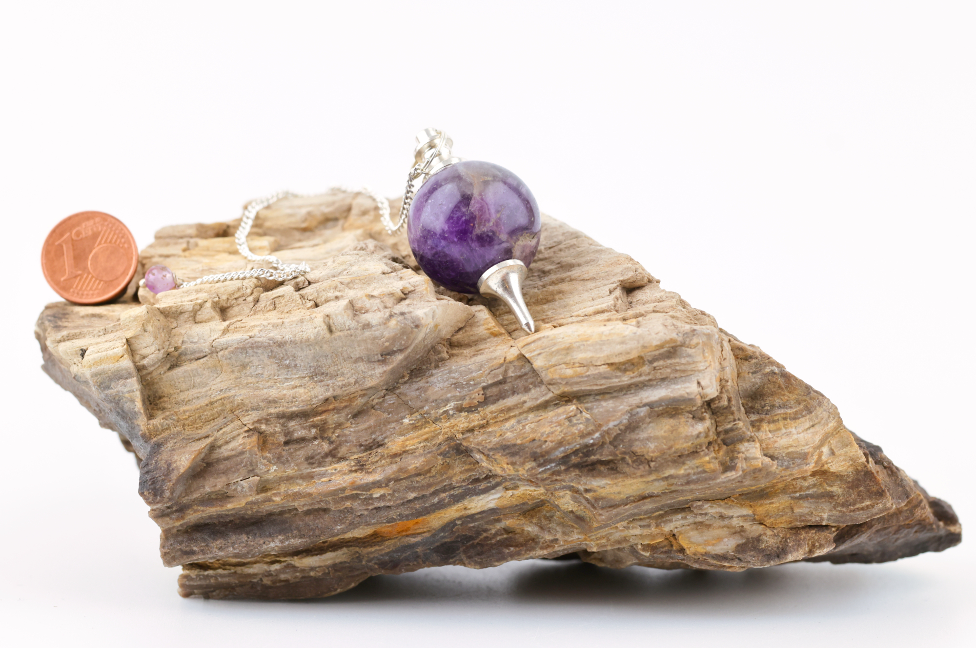 Kugelpendel aus Amethyst mit versilberter Kette