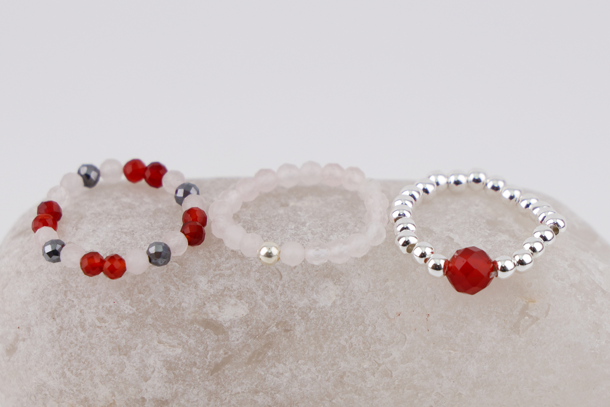 Das Nymph Edelsteinring‑Set – Liebe & Flamme vereint zarte Sanftheit mit intensiver Ausdruckskraft.