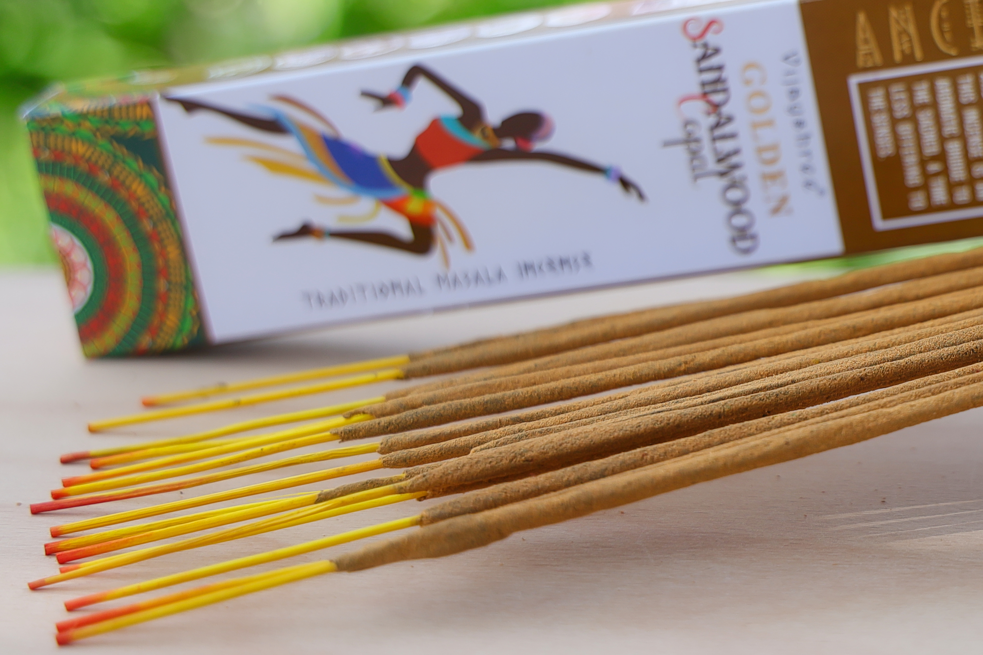  Indische Räucherstäbchen - Golden Copal-Räucherstäbchen und Sandelholz