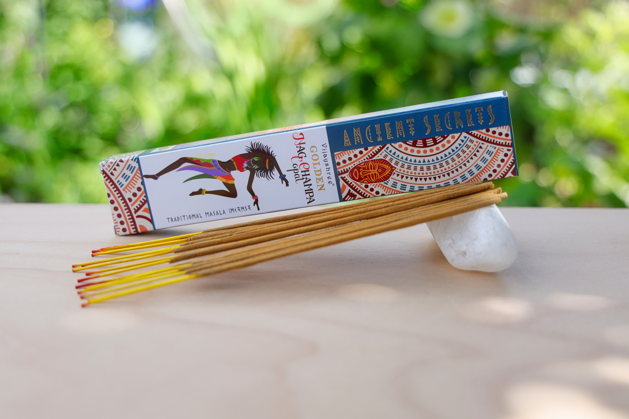 Indische Räucherstäbchen - Golden Copal-Räucherstäbchen und Nag Champa