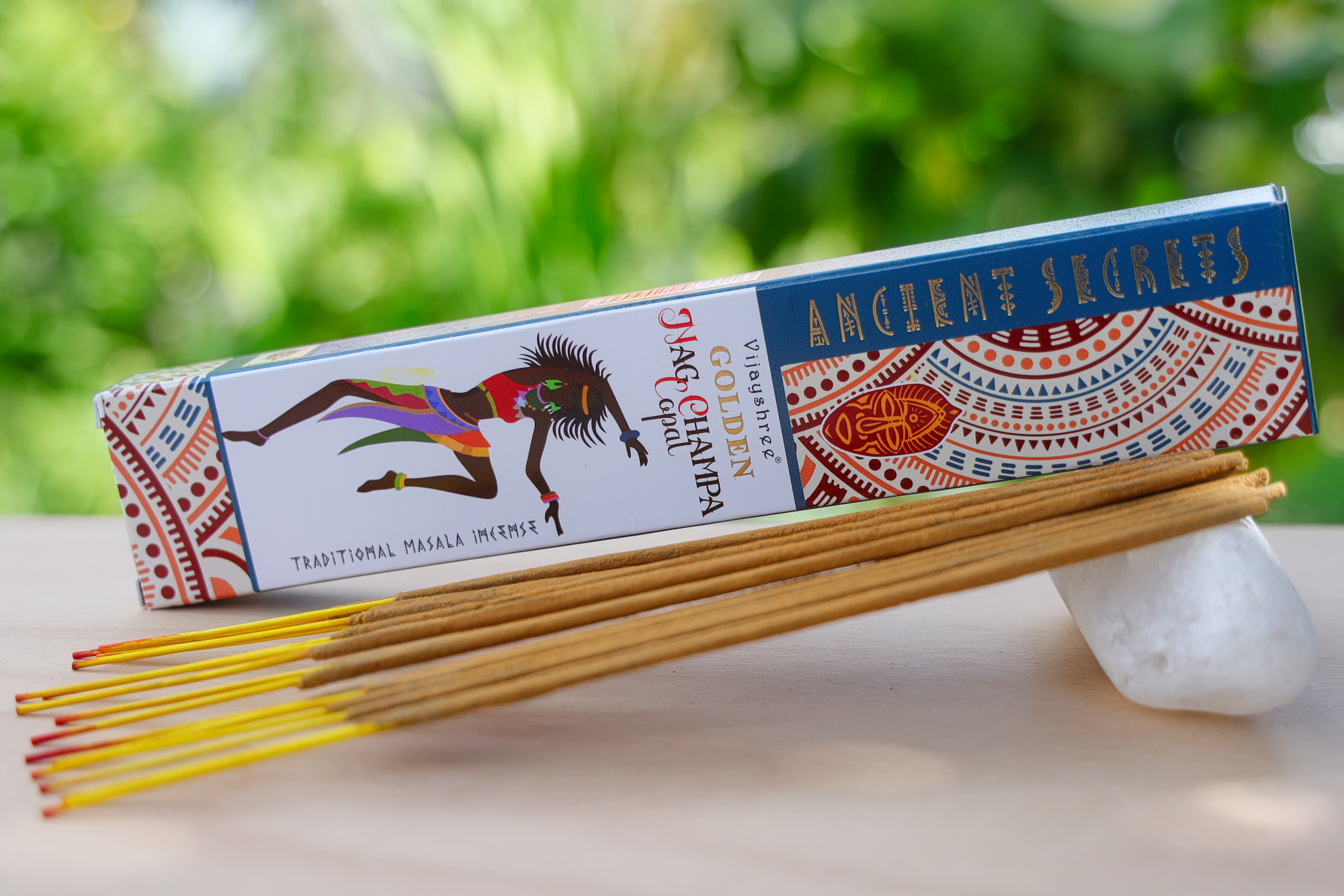 Indische Räucherstäbchen - Golden Copal-Räucherstäbchen und Nag Champa