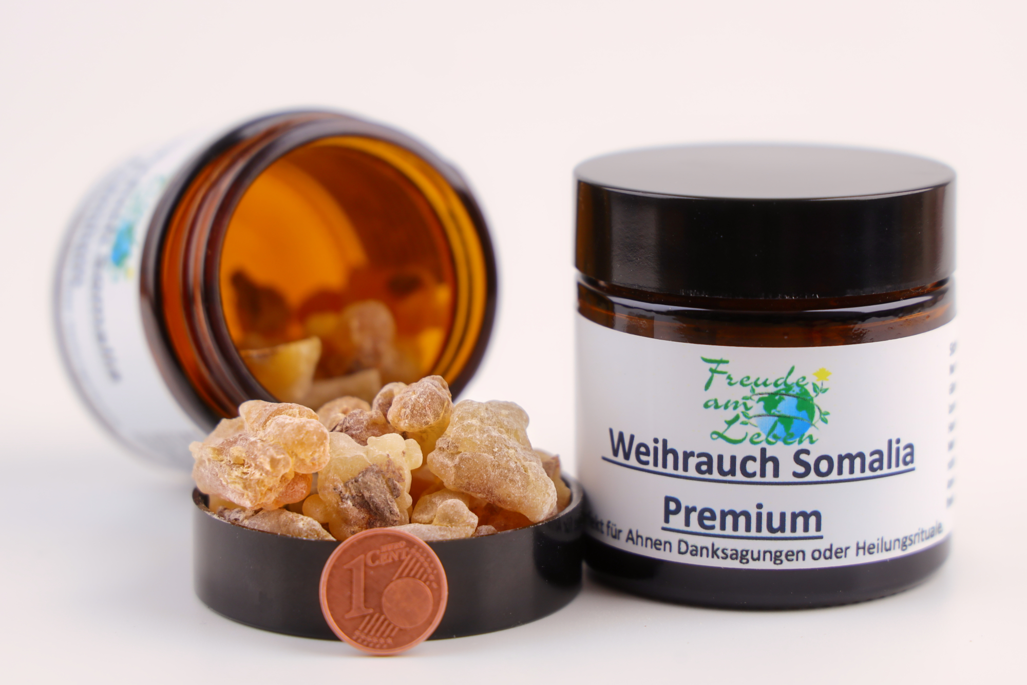 Ein etikettiertes Schraubglas mit Weihrauch Somalia Premium.