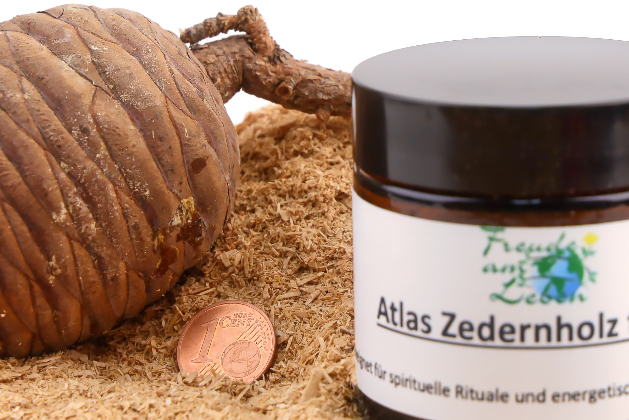 Zedernholz_fein_2.jpg